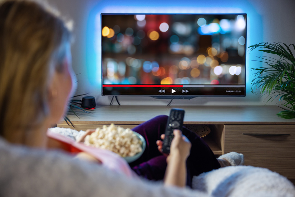 Let's know some fantastic tips for watching movies at home.